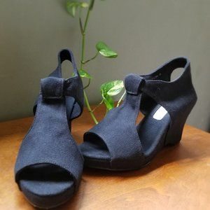 Slow and Steady Wins the Race Wedges Size 40